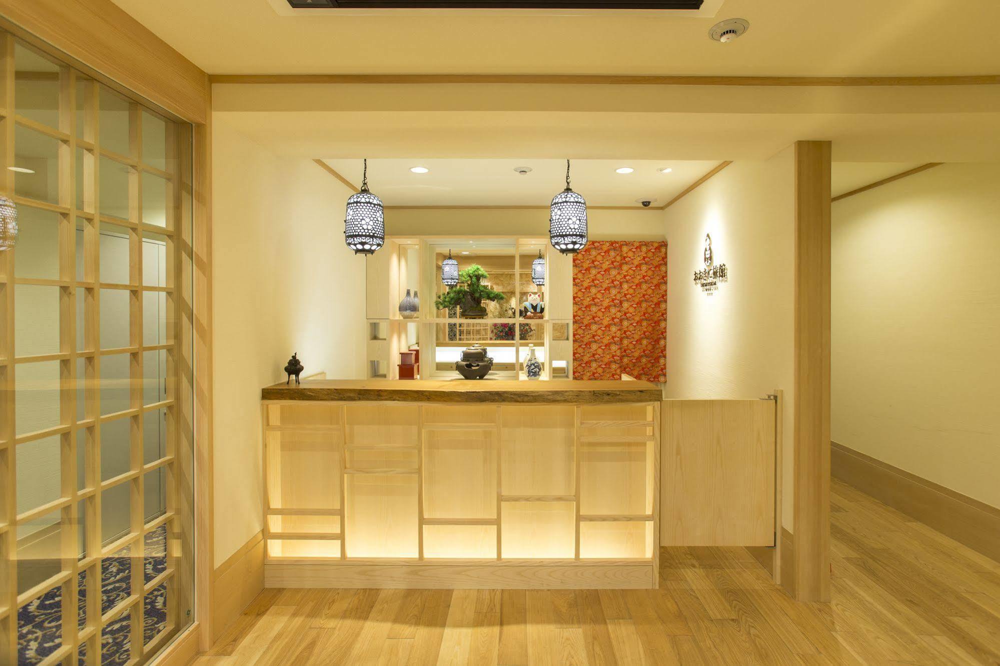 東心斎橋おおきにアパート Ookini Ryokan & Apartment Osaka Esterno foto